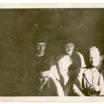 Internovaní řeholníci pracovali na polích, v lese i na okolních stavbách, Želiv, jaro 1951. ABS, Historický fond Státní bezpečnosti (H), arch. č. H-394.