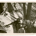 Internovaní řeholníci pracovali na polích, v lese i na okolních stavbách, Želiv, jaro 1951. ABS, Historický fond Státní bezpečnosti (H), arch. č. H-394.
