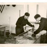 Internovaní řeholníci pracovali na polích, v lese i na okolních stavbách, Želiv, jaro 1951. ABS, Historický fond Státní bezpečnosti (H), arch. č. H-394.