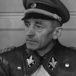 Německý státní ministr pro Čechy a Moravu, SS-Obergruppenführer a vyšší vedoucí SS Karl H. Frank, podzim 1944. (z knihy Když se řekne protektorát, Euromedia, Praha 2025, se svolením autora Jana B. Uhlíře)